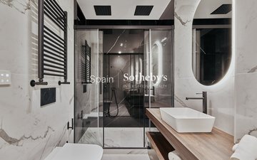 Property slide 22