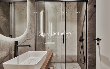Property slide 29