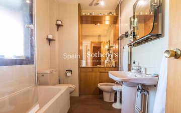 Property slide 30