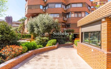 Property slide 40