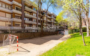 Property slide 28