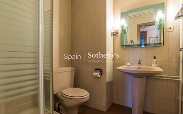 Property slide 23