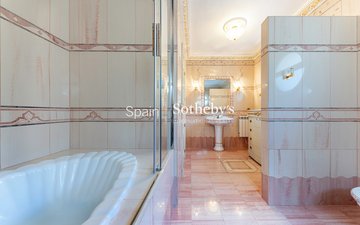 Property slide 39