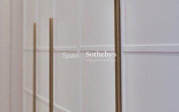 Property slide 31