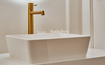Property slide 30
