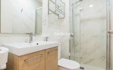 Property slide 28
