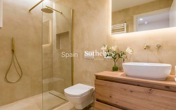 Property slide 36