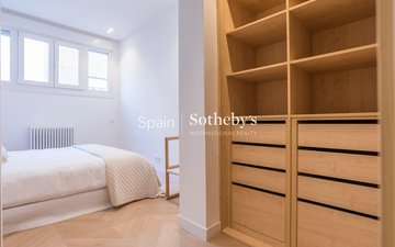 Property slide 40