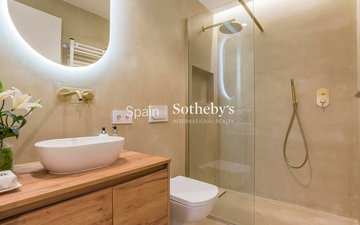 Property slide 34