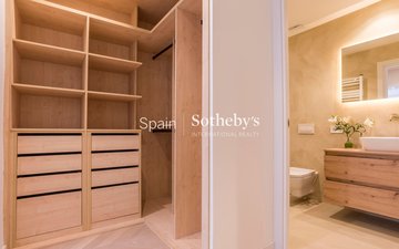 Property slide 31