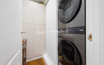 Property slide 32