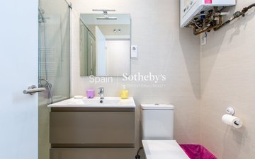 Property slide 24