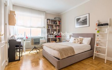 Property slide 40