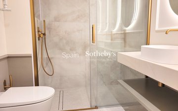 Property slide 39