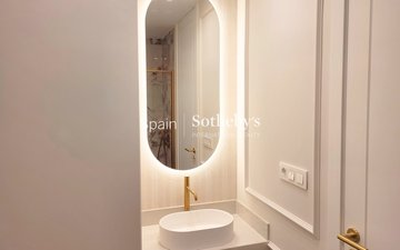 Property slide 20