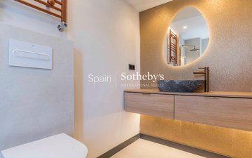 Property slide 24