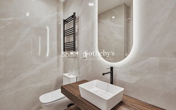 Property slide 22