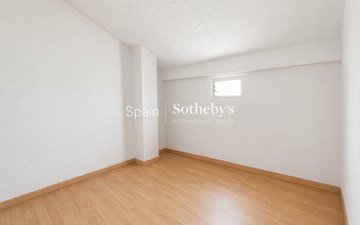 Property slide 38