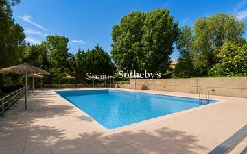 Property slide 36