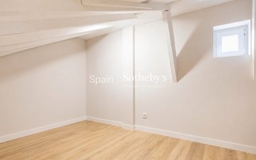 Property slide 35