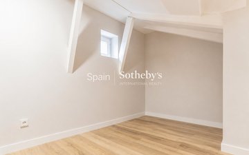 Property slide 34