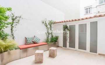 Property slide 38