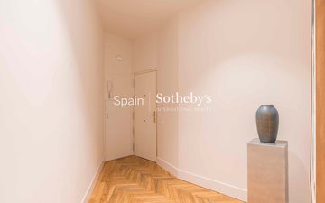 Property slide 32