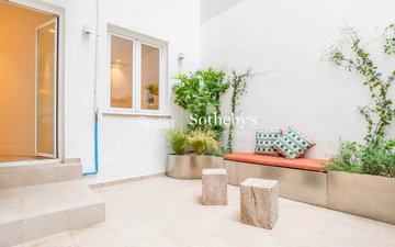 Property slide 39