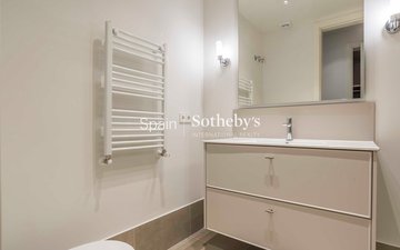 Property slide 21