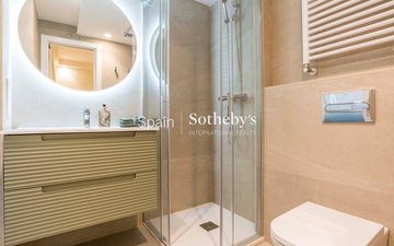Property slide 33