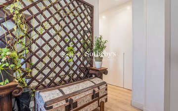 Property slide 18