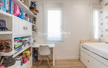 Property slide 31