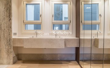 Property slide 39