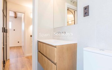 Property slide 28