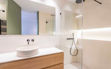 Property slide 35
