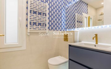 Property slide 35