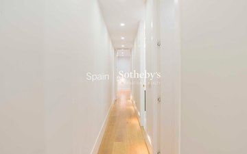 Property slide 32