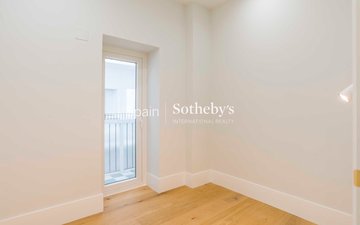 Property slide 25