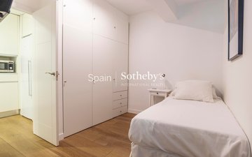 Property slide 23