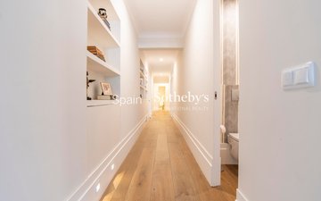 Property slide 39