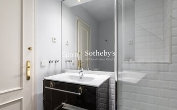 Property slide 22