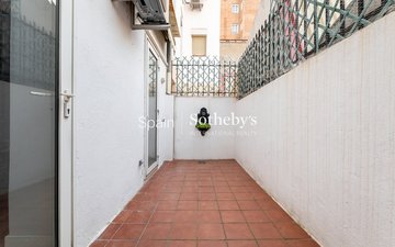 Property slide 32