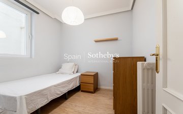 Property slide 25