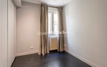 Property slide 24