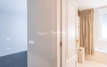 Property slide 29