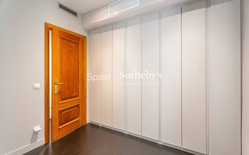 Property slide 25