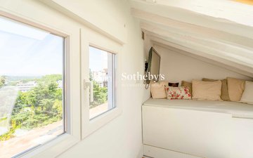 Property slide 16