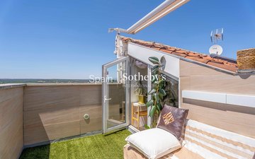 Property slide 20