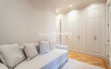 Property slide 30