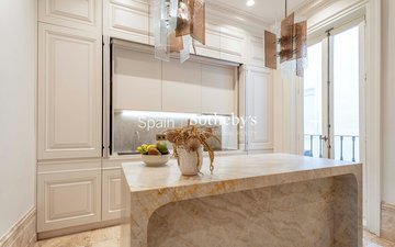 Property slide 35